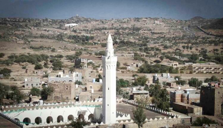 Aerial View Zoom in-out for a mosque in Taiz