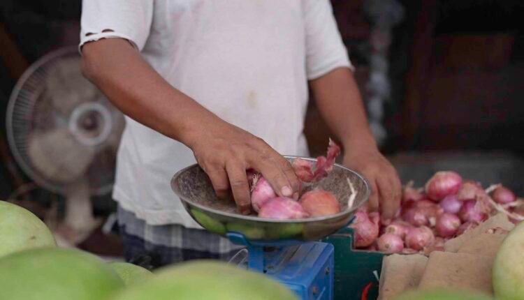 Vegetable Market [CLO]