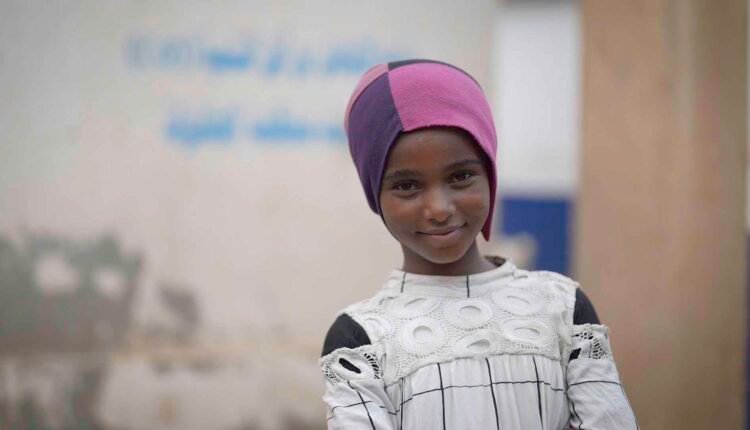 Displaced young girl