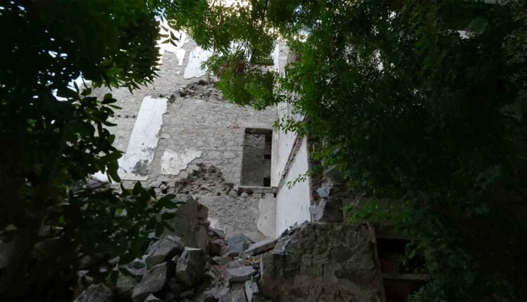 Destroyed Houses Caused by Conflict [4]