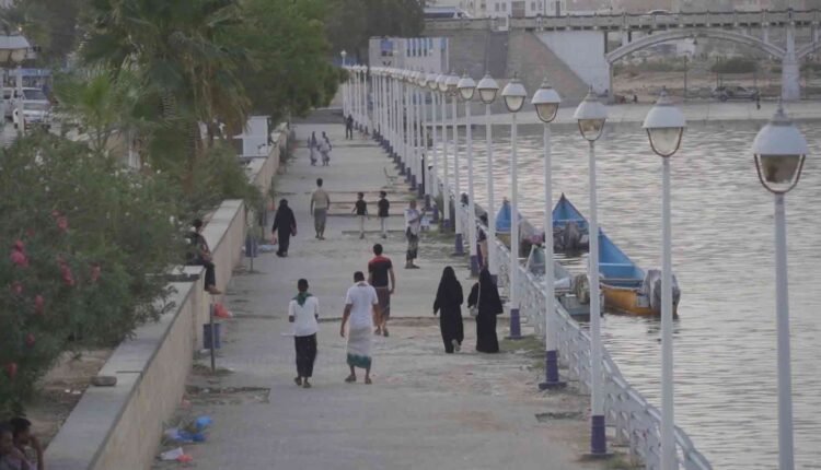 Peaceful moments at Khor Almukalla [3]