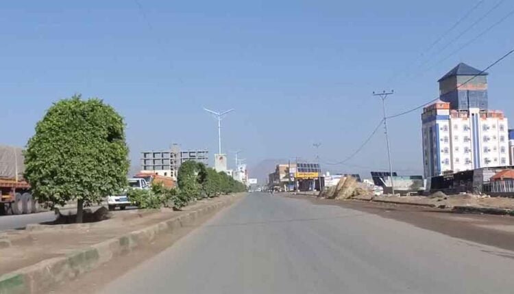 Driving around Sa'ada streets [2]