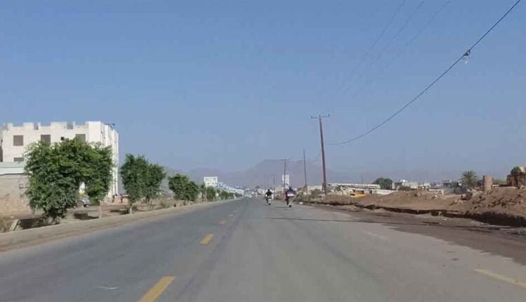 Driving around Sa'ada streets [3]