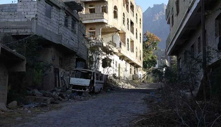Destroyed houses by heavy clashes