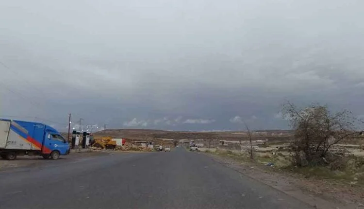 Heading to Sa'ada while raining [3]