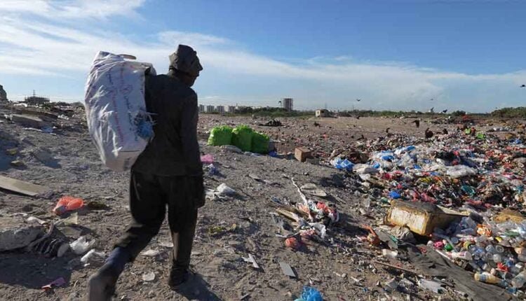 Arriving to Garbage site