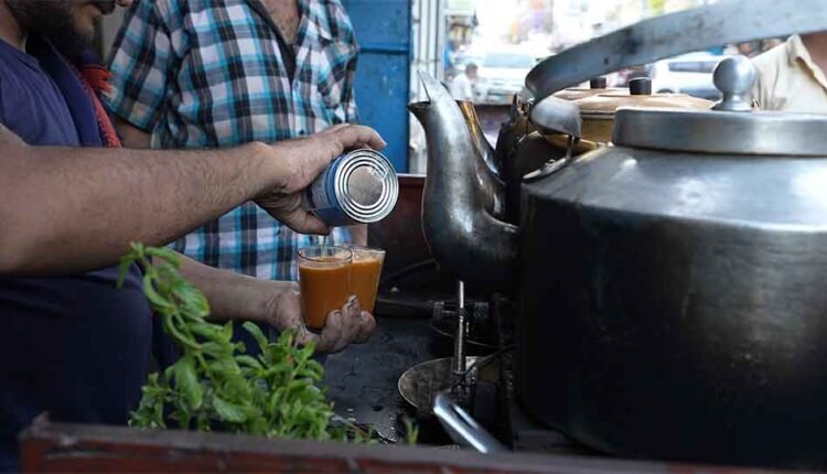 Making tea at street