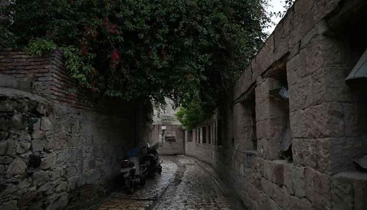 Neighborhoods of Sana'a old city [2]