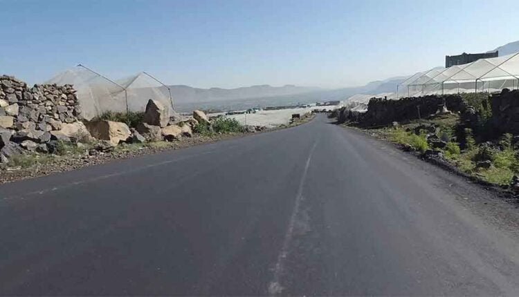 Passing by Qat farms [2]