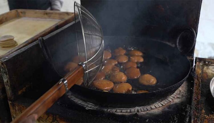 Selling Khameer in Krater [3]