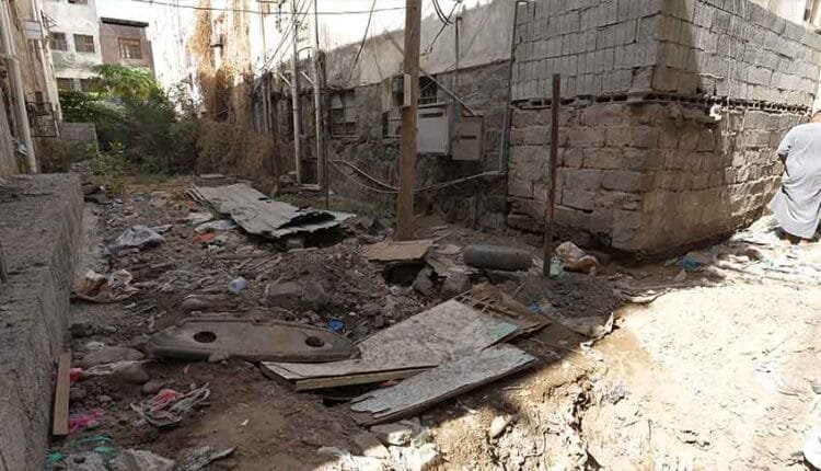 Sewage network spill and dirt [2]