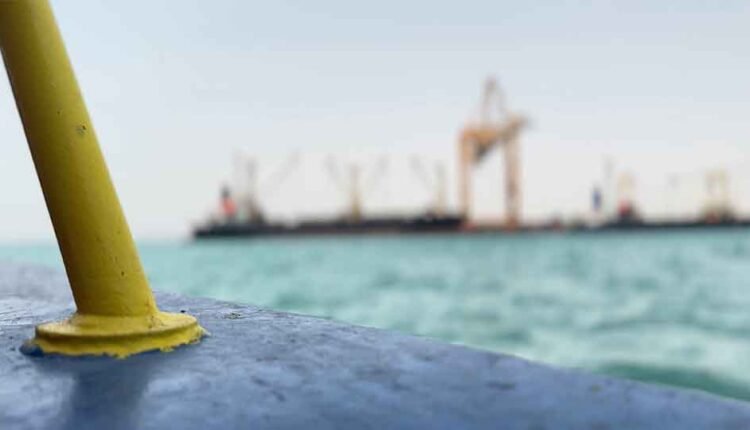 Commercial ships [3]