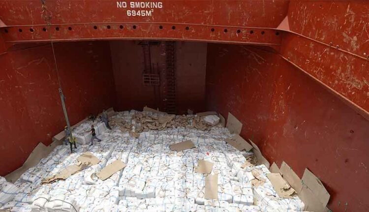 Offloading annual Korean rice aid [9]