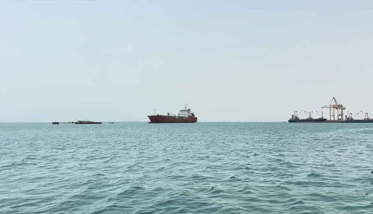 Sailing at Hudaydah sea region [11]