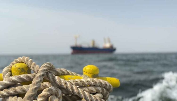 Sailing at Hudaydah sea region [4]