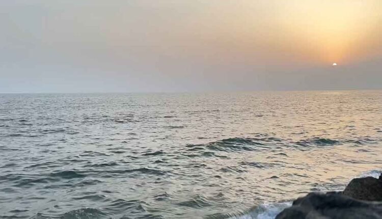 Sunset in Hudaydah [3]